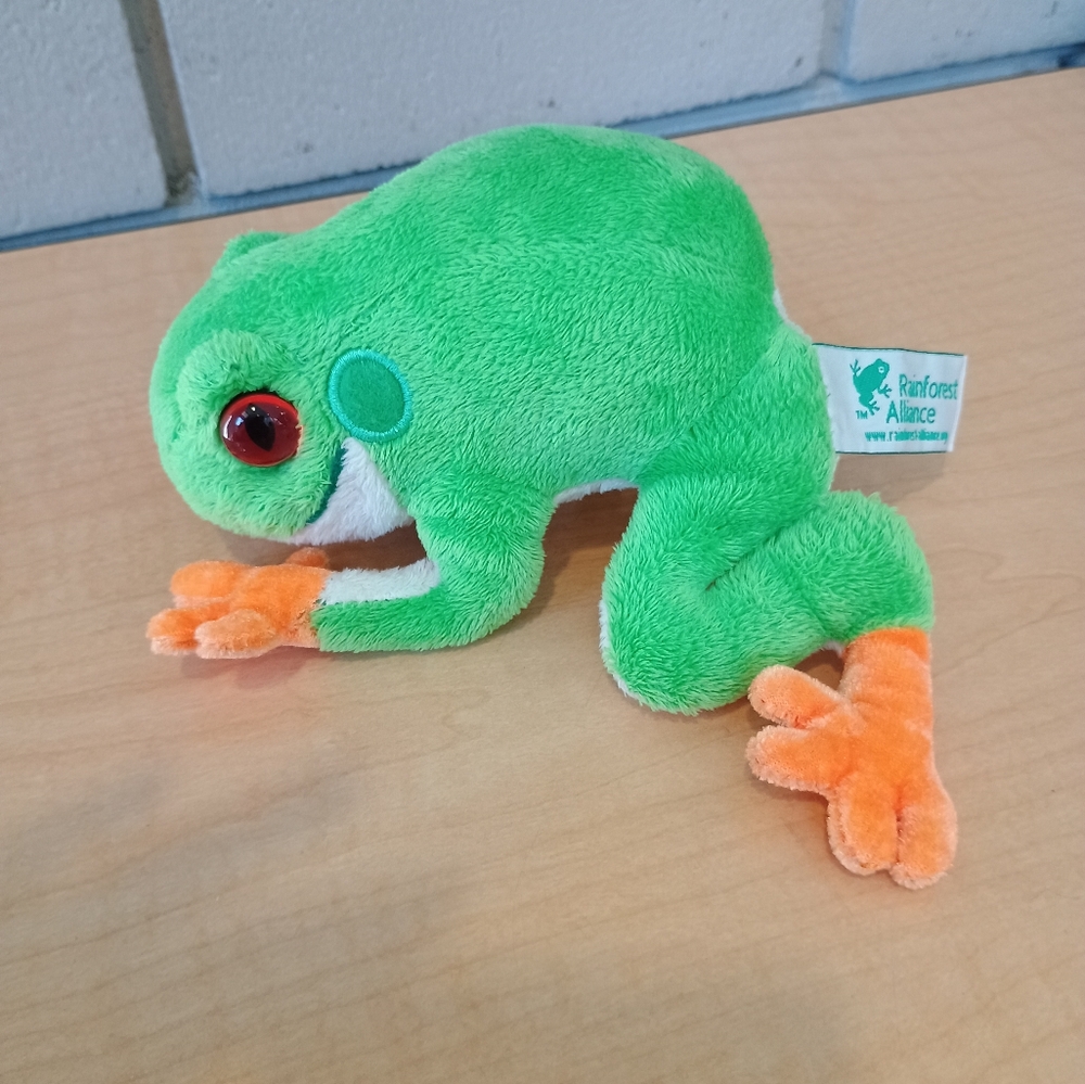 Mary Meyer Rainforest Alliance Green Realistic Tree Frog Plush - Picture 5 of 12